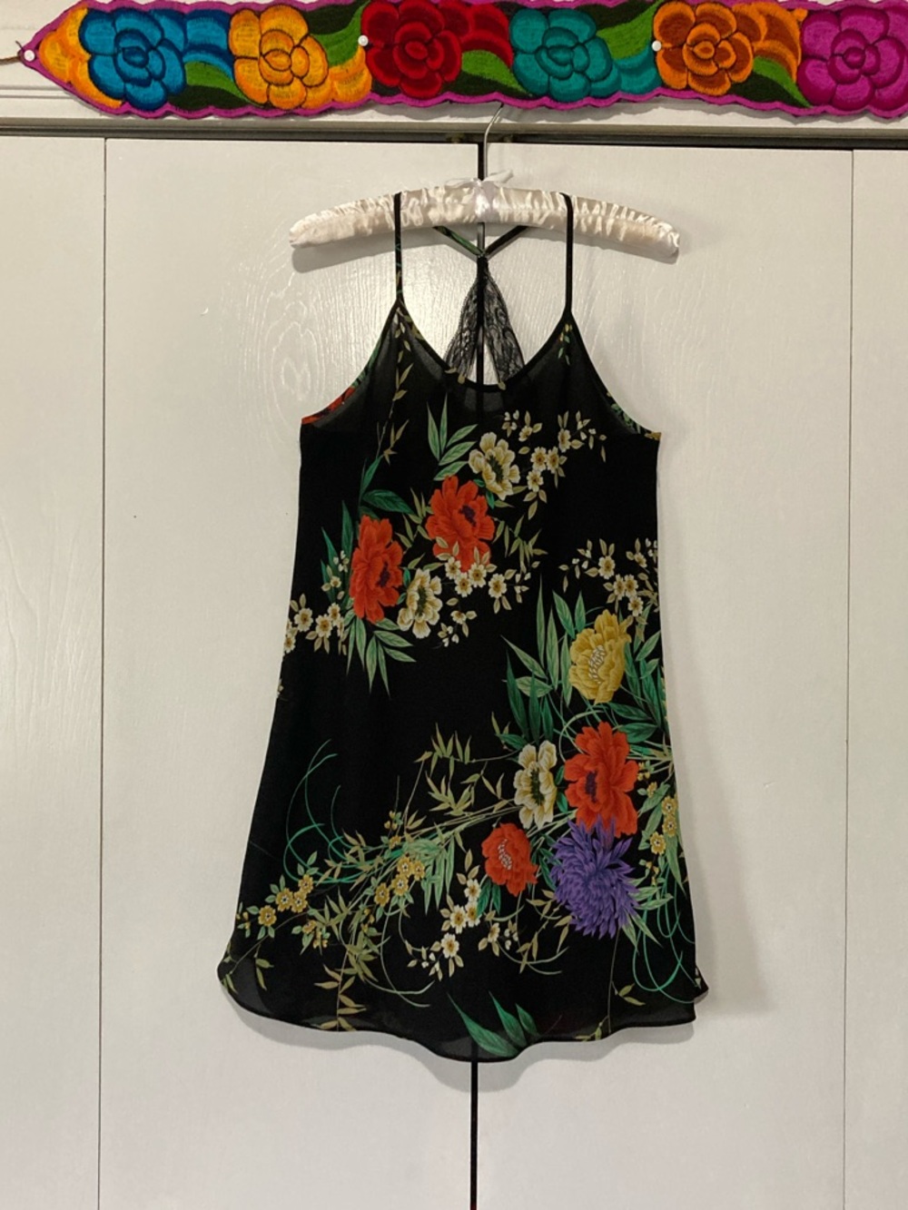 Flora Nikrooz Abigail Buas Cut Slip Dress Chemise Small Black Floral Flutter Hem
